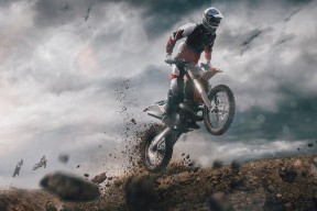 abg欧博官网-足球魔兽跨界篮球？德罗巴爆冷击败独行侠，回归赛场引爆全场！